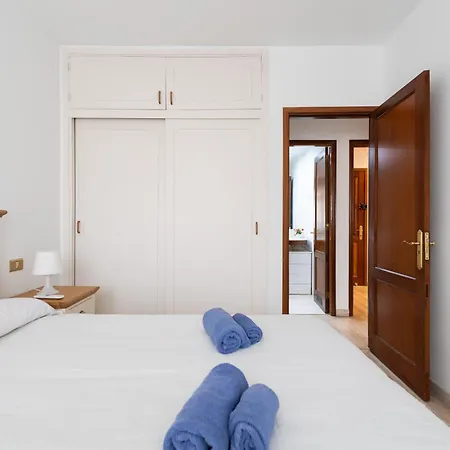 Apartment 2br Centric Flat 5 Min Walk To Las Canteras Beach