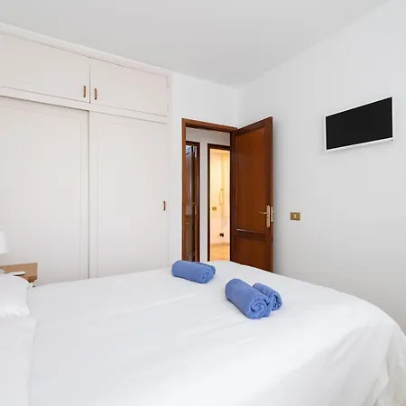 2br Centric Flat 5 Min Walk To Las Canteras Beach Apartment Las Palmas de Gran Canaria